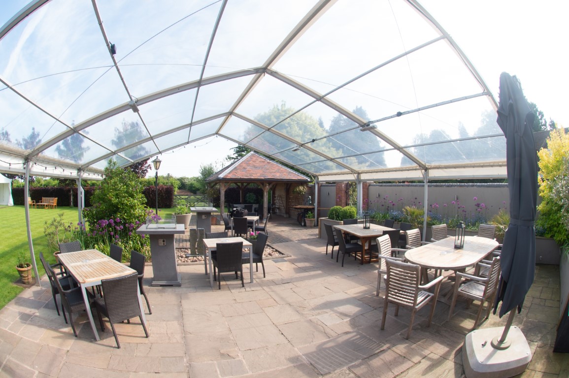 Covered rear courtyard 